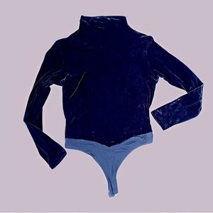 French vintage 1990s bisou bisou dark blue velvet bodysuit size Large